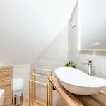 Apartamento Scenic View - Infra Sauna - Spacious - Mandula Vendeghaz