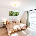 Scenic View - Infra Sauna - Spacious - Mandula Vendeghaz Apartamento