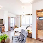 Apartamento Scenic View - Infra Sauna - Spacious - Mandula Vendeghaz *