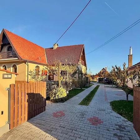 Lägenhet Scenic View - Infra Sauna - Spacious - Mandula Vendeghaz Bodrogkisfalud