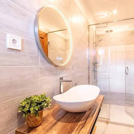 Scenic View - Infra Sauna - Spacious - Mandula Vendeghaz Апартаменты Bodrogkisfalud