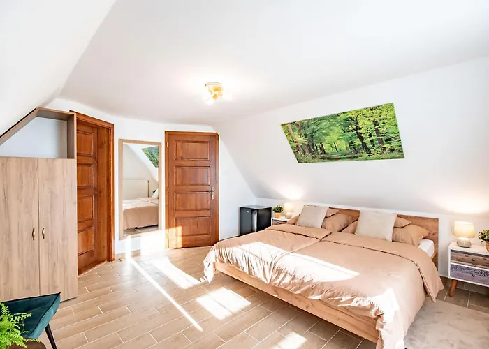 Scenic View - Infra Sauna - Spacious - Mandula Vendeghaz Lägenhet