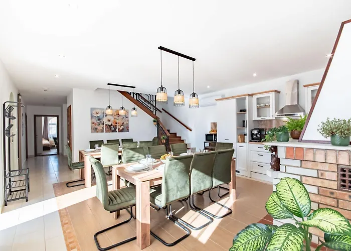 דירה Scenic View - Infra Sauna - Spacious - Mandula Vendeghaz *