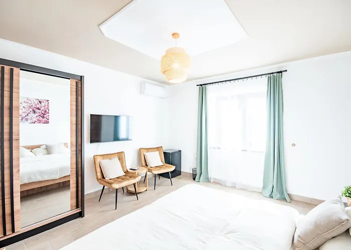 Scenic View - Infra Sauna - Spacious - Mandula Vendeghaz דירה *